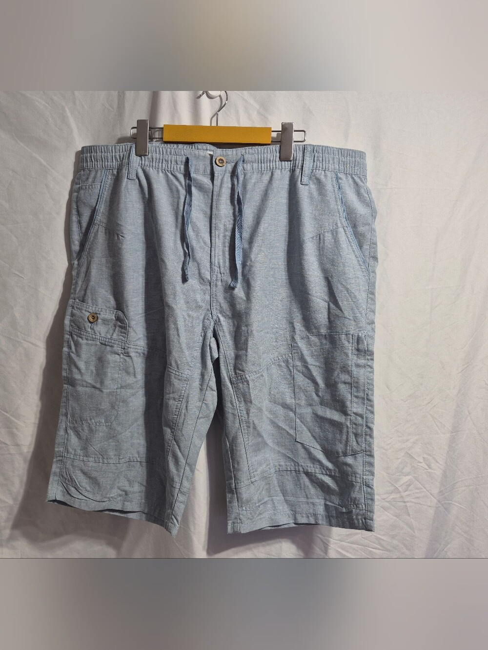 Men's Light Blue Cargo Shorts with Drawstring Waist, Size 40